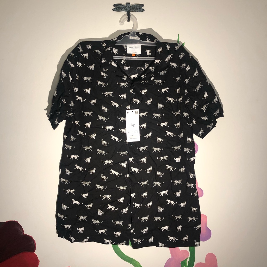 Big Cat Patterned Button-Up